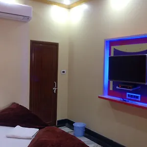 2* Hotel Balaji Palace